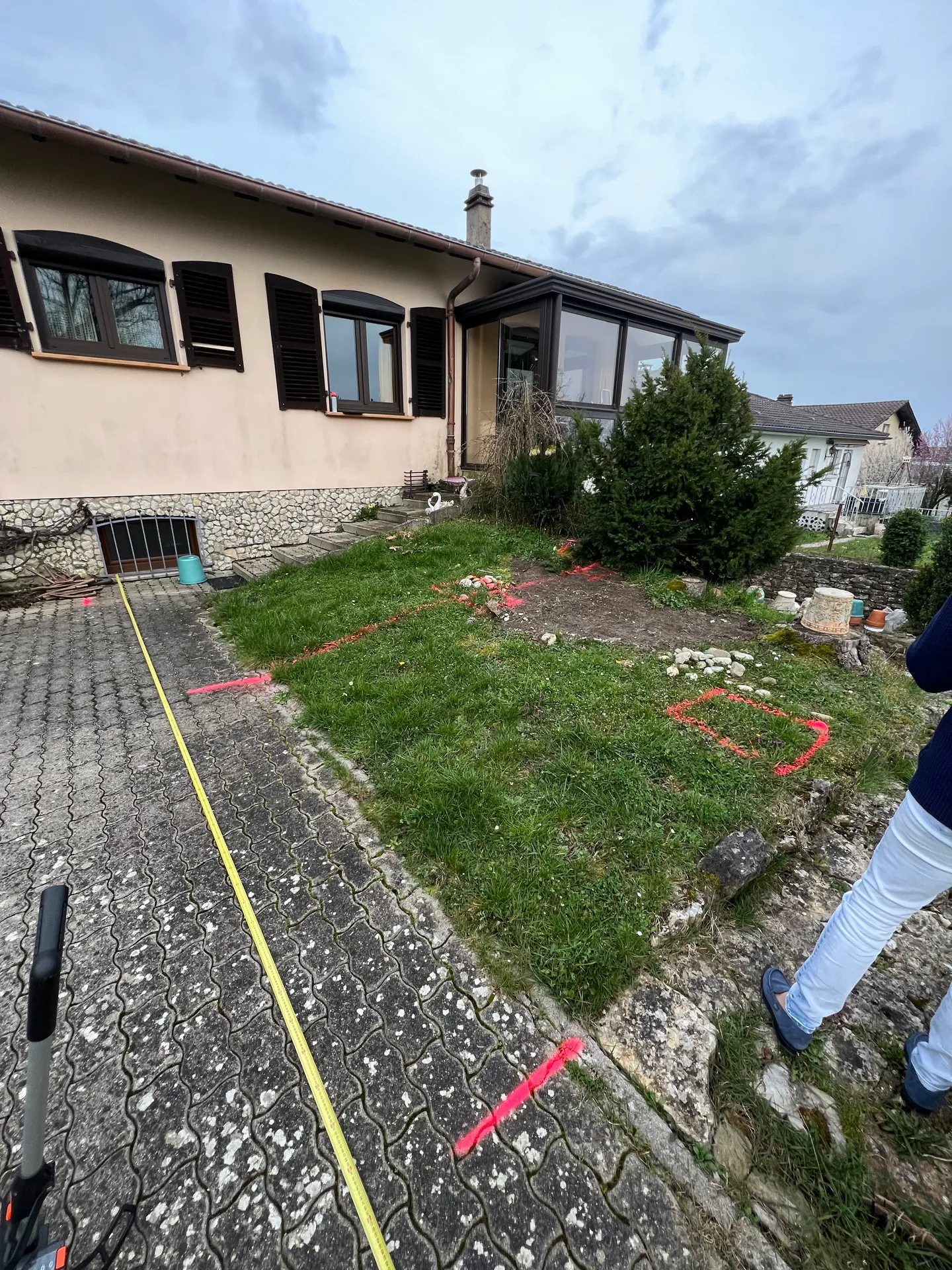 Métamorphose impressionnante à Sarreguemines — Avant