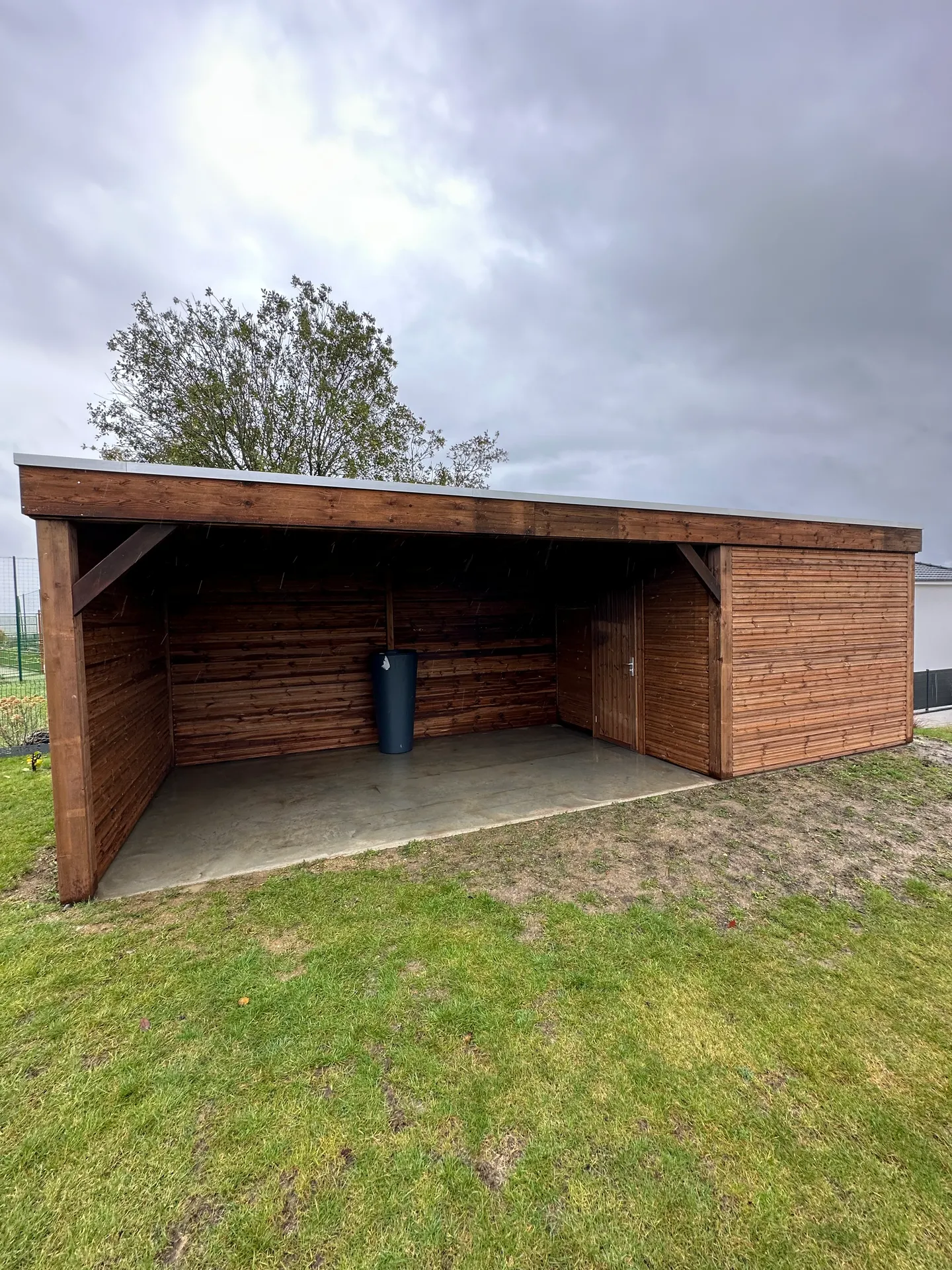 Local technique & pergola bois sur mesure à Kerbach