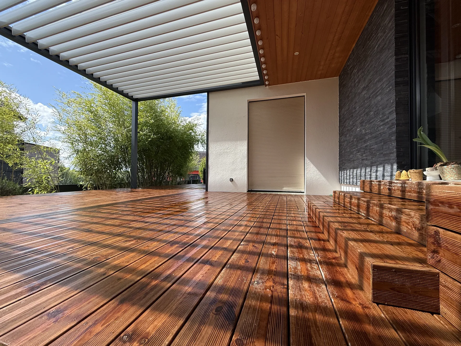 Terrasse en pin brun - mise aux normes à Sarreguemines